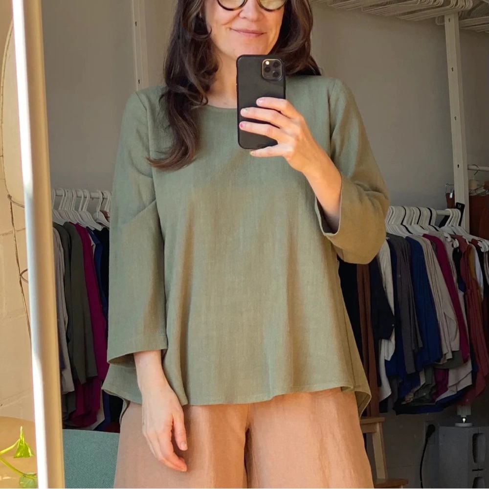 Amanda Moss Neala top size M